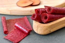 طرز تهیه “لواشک گوجه سبز” خونگی