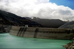 
تهران همچنان درگیر تنش آبی