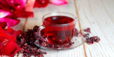 خواص چای ترش؛ از کاهش فشار خون تا تقویت ایمنی با دمنوش خوش طعم