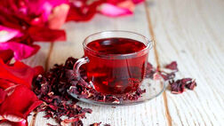 خواص چای ترش؛ از کاهش فشار خون تا تقویت ایمنی با دمنوش خوش طعم