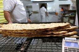 تکلیف نان مشخص است؛ تداوم حذف سهمیه آرد و جریمه گران فروشان 