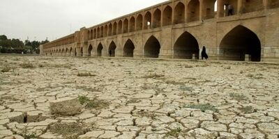 خروجی سد زاینده‌رود افزایش یافت