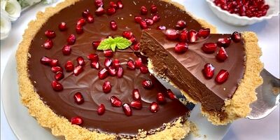 چطور با انار و بیسکوئیت تارت درست کنیم
