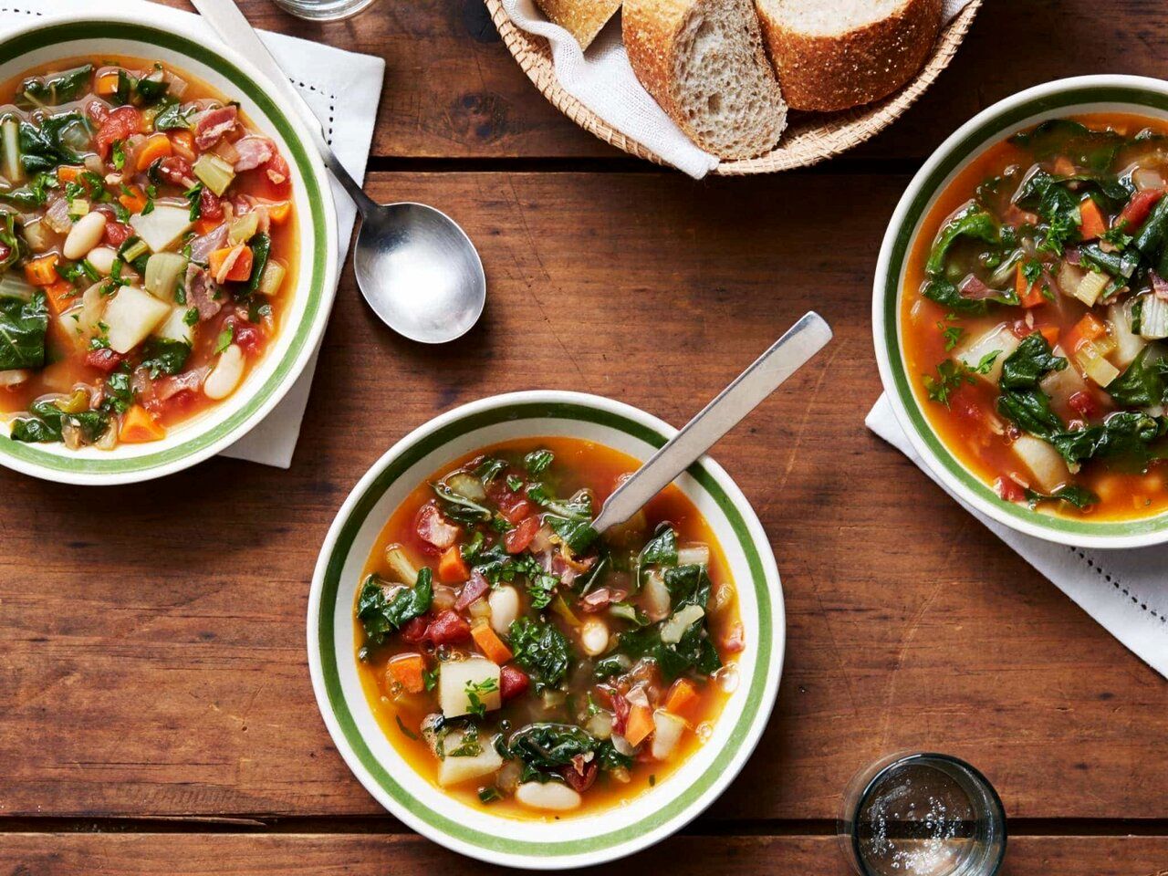 مینسترونه : بهترین سوپ پاییزی برای مقابله با سرما خوردگی