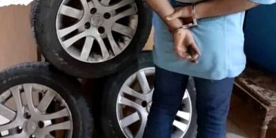 دستگیری سارق شبانه رینگ و لاستیک‌ خودروها

