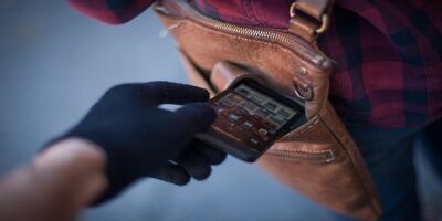 گوشی‌های آیفون مسروقه از کشور خارج نشد
