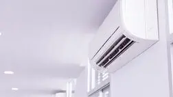 ادارات موظف به کاهش ۷۰درصدی مصرف برق بعد از ساعت ۱۳ شدند 