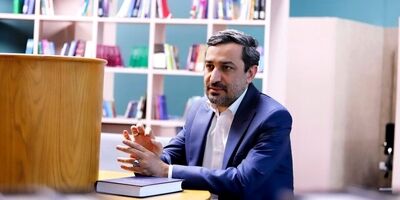 شغل خبرنگاری سخت و زیان‌آور است