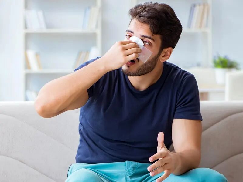 آیا بینی شکسته خودش ترمیم میشود؟
