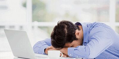 کمبود کدام ویتامین‌ها باعث خستگی می‌شود؟ 
