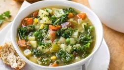 طرز تهیه سوپ سبزیجات رژیمی خوشمزه برای لاغری
