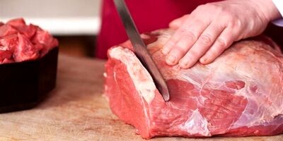 توزیع روزانه گوشت گرم به ۳۰۰ تن رسید