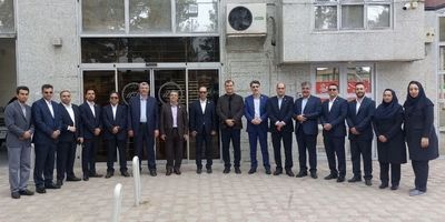 تاکید معاون توسعه بازار بیمه البرز بر عبور از بازاریابی سنتی و استقرار نگاه نو در شعب گیلان
