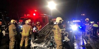 برخورد پراید و کامیون در بزرگراه یادگار امام
