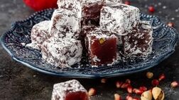 طرز تهیه مسقطی انار برای شب یلدا با چند قلم مواد ساده
