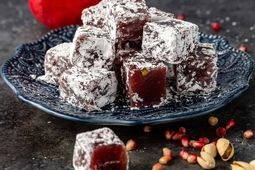 طرز تهیه مسقطی انار برای شب یلدا با چند قلم مواد ساده
