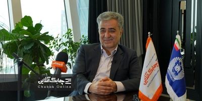 بازدید مدیرعامل بانک تجارت از مرکزارتباط مشتریان 1554