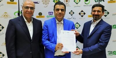 حنجره ی مصطفی فیروزی مجری صدا و سیما توسط بیمه ی کار آفرین بیمه شد
