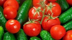 بازار گوجه فرنگی و خیار تا ۱۰ روز آینده متعادل می شود