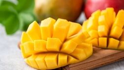 خواص انبه ؛ چه کسانی نباید انبه بخورند ؟
