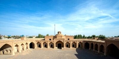 باغ شیخ، ایستاده در دروازه گردشگری جهان