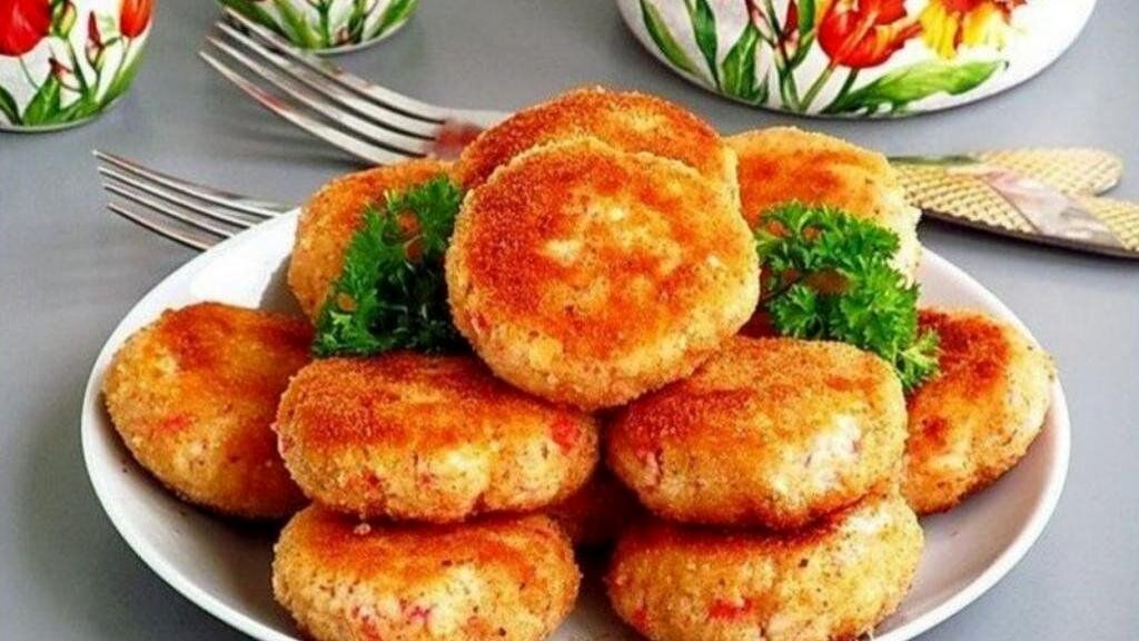 ترفند طلایی برای تهیه کوکوی سیب زمینی پنیری ترد