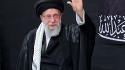 هیات دولت در پی شهادت رهبر معظم انقلاب ۴۰ روز عزای عمومی و ۷ روز تعطیل اعلام کرد
