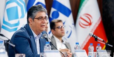نایب رئیس هیات مدیره بیمه سرمد تاکید کرد؛ تعامل حداکثری میان سرمد و بانک صادرات ایران
