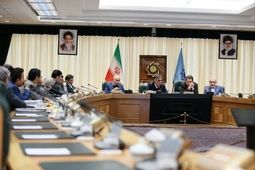 جلسه تیم اقتصادی دولت درباره سیاست‌های ارزی و معیشتی مردم