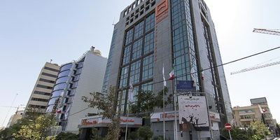 حرکت بانک مسکن به‌سوی انرژی پاک با احداث نیروگاه‌های خورشیدی
