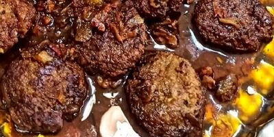 آغوز کوکو؛ رسپی کوکوی ساده گیلانی با گردو و رب انار

