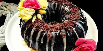 طرز تهیه کیک شکلاتی خیس در خانه + ترفندها
