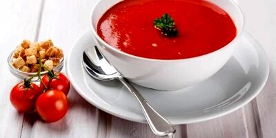 طرز تهیه سوپ گوجه فرنگی ایتالیایی یکی از ۱۰ سوپ برتر دنیا

