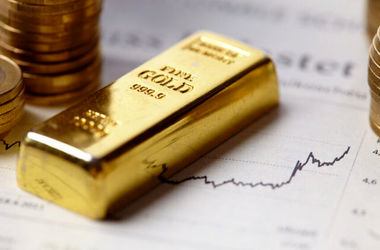 قیمت طلا به بالای ۵۲۰۰ دلار رسید