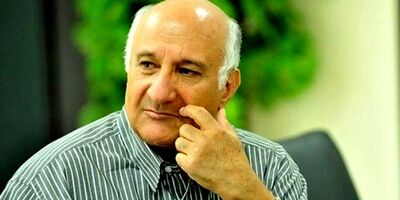 براى تضمین موفقیت رییس دولت باید مثل مرحوم هاشمی سیاست‌های اقتصادی مشخصی داشته باشد/ در بازار ثانویه ارز اعلام سقف قیمت و محدودیت اشتباه است/ ضرورى است تنها یک بازار ارزی وجود داشته باشد/ 
