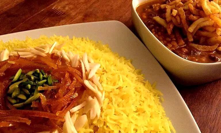 طرز تهیه شکرپلوی شیرازی با خورشت قیمه مجلسی
