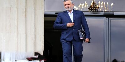 خبر خوش وزیر کار برای بازنشستگان / بازگرداندن ۱۰۰ همت اموال صندوق بازنشستگی