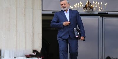 خبر خوش وزیر کار برای بازنشستگان / بازگرداندن ۱۰۰ همت اموال صندوق بازنشستگی