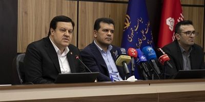 بازدید مدیرعامل بانک ملت از روند خدمت رسانی به مشتریان در شعب و واحدهای ستادی بانک