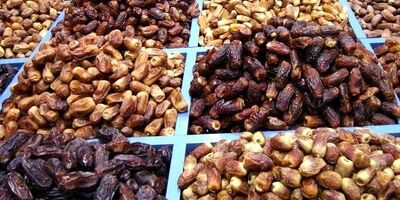 قیمت خرمای مضافتی کیلویی ۴۰ تا ۴۵ هزار تومان است