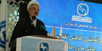 تحول در مدیریت و عملکرد صنعت بیمه الزامی است 
