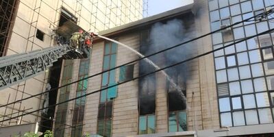حریق در دفتر اسناد خیابان ستارخان
