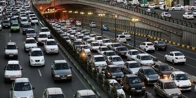 تردد در اکثر معابر پایتخت پرحجم و سنگین است
