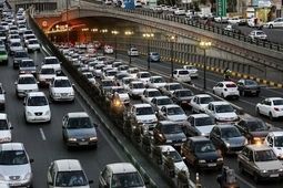 تردد در اکثر معابر پایتخت پرحجم و سنگین است
