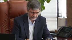 پزشکان بیمه ایران در مسیر خدمت به تشییع‌کنندگان امام شهید

