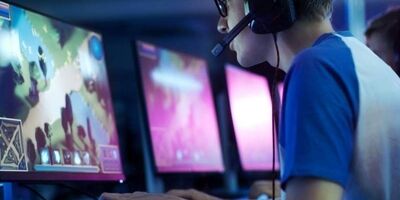 اینترنت عامل متفاوت شدن نسل «زد» است