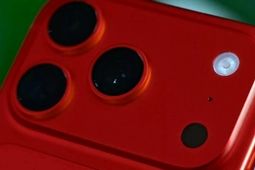 برای اولین‌بار یک آیفون مدل پرو با رنگ قرمز عرضه می‌شود
