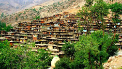 تمام خانه‌های روستایی سنددار می‌شوند