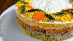 طرز تهیه سالاد روسی میموزا ویژه مهمانی ها و مجالس
