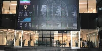 عرضه خودرو در بورس کالا بر روند معاملات سهام خودرویی‌ها تأثیر‌گذار است